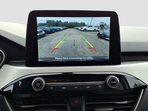 Used 2021 Ford Escape SE image 23