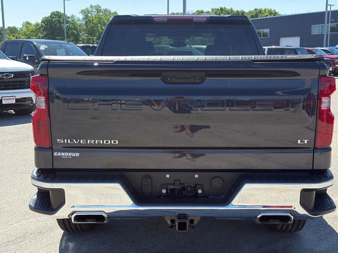 Certified 2022 Chevrolet Silverado 1500 LT AWD/4WD image 7
