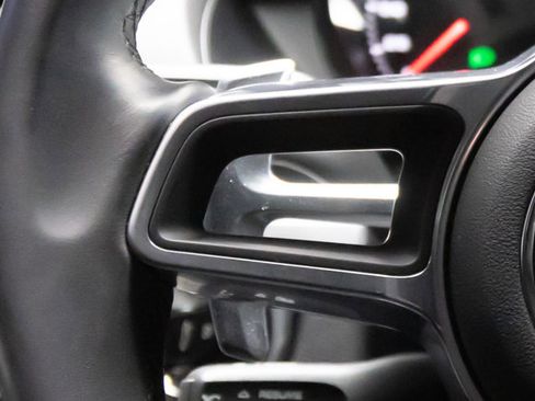 Used 2025 Porsche 718 Cayman image 58