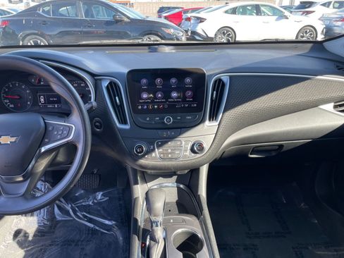 Used 2023 Chevrolet Malibu LT image 18