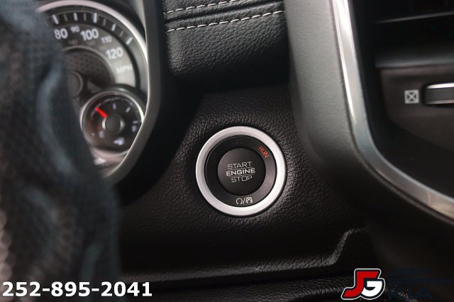 Used 2021 RAM 1500 Laramie w/ Sport Appearance Package AWD/4WD image 26