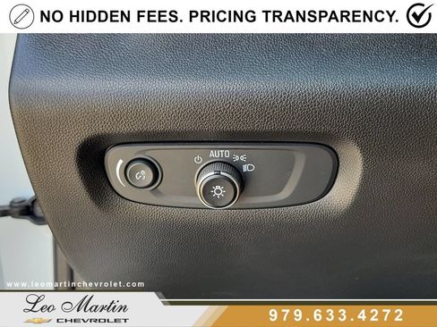 Used 2023 Chevrolet Traverse RS w/ LPO, Floor Liner Package FWD image 22