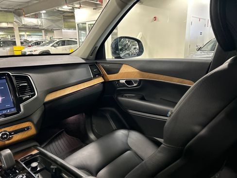 Certified 2024 Volvo XC90 B6 Plus w/ Protection Package Premier AWD/4WD image 26
