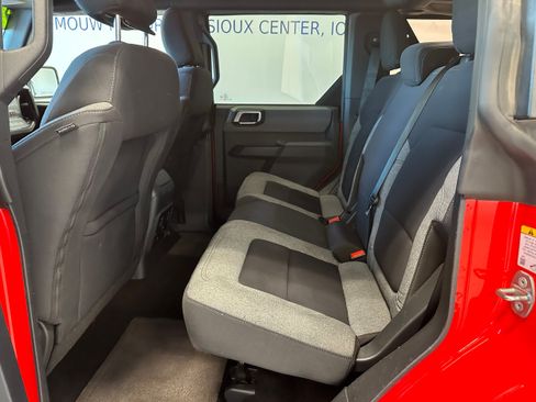 Used 2021 Ford Bronco Big Bend AWD/4WD image 12