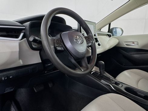 Used 2020 Toyota Corolla L image 35