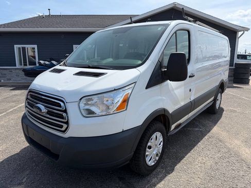 Used 2015 Ford Transit 250 130 Low Roof w/ Exterior Upgrade Package RWD image 1