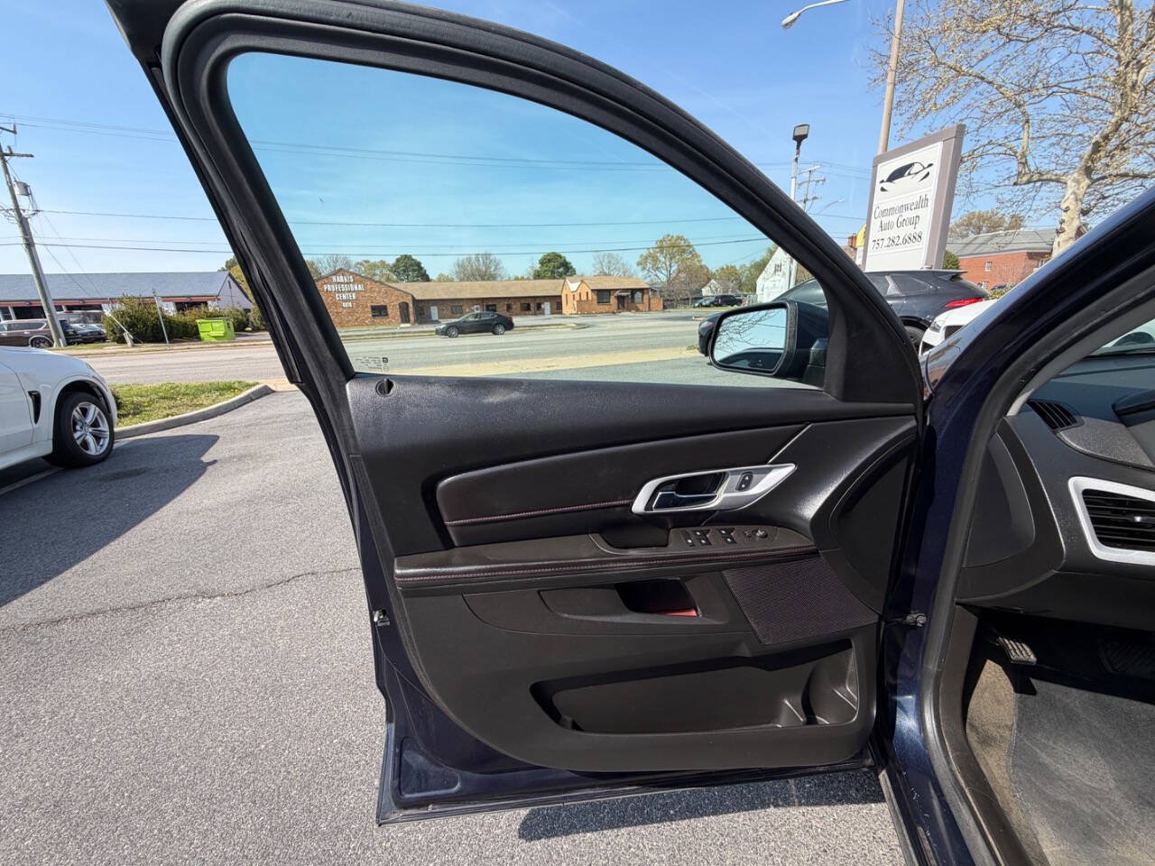 Used 2015 GMC Terrain SLE FWD image 24