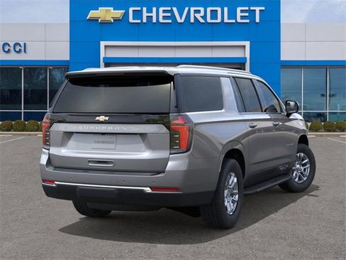 New 2026 Chevrolet Suburban LS image 4