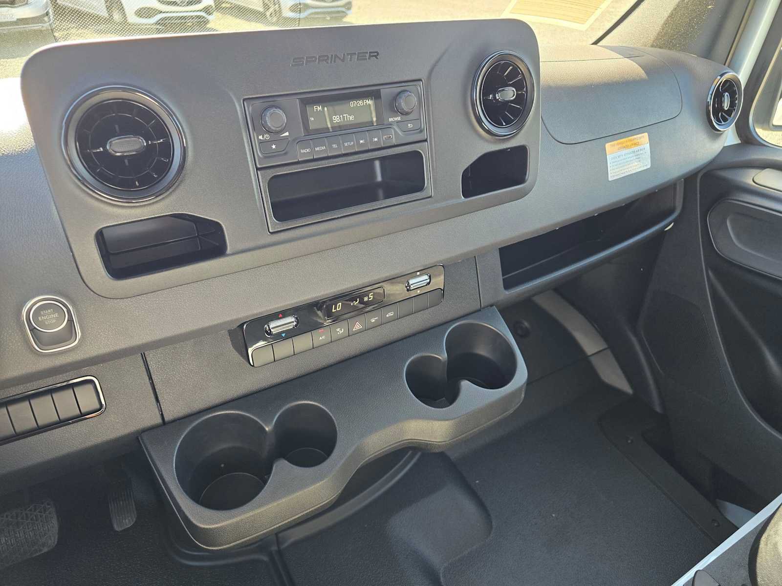 Used 2024 Mercedes-Benz Sprinter 3500 image 23