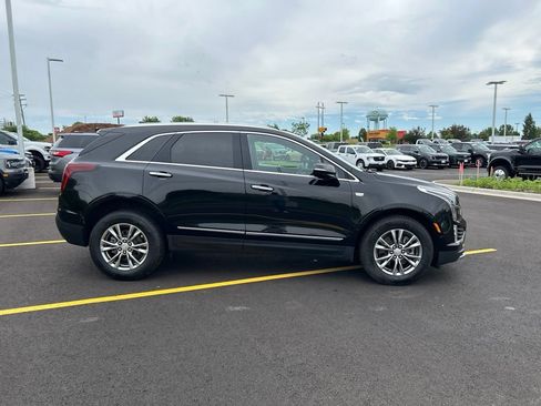 Used 2021 Cadillac XT5 Premium Luxury w/ LPO, Floor Liner Package AWD/4WD image 6
