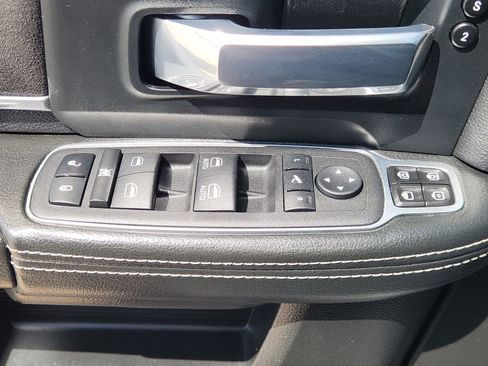 Used 2023 RAM 3500 Laramie AWD/4WD image 29