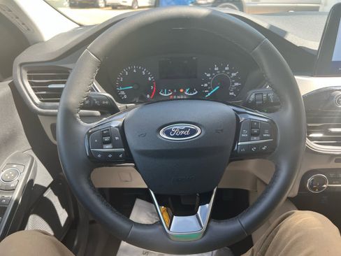 Used 2022 Ford Escape SE w/ Convenience Package image 24