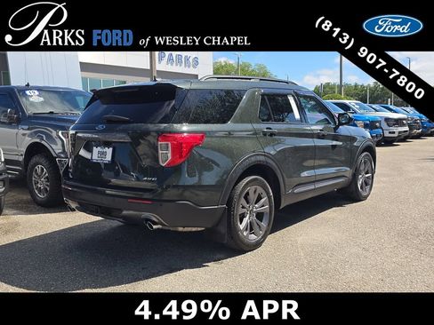 Used 2022 Ford Explorer XLT w/ Equipment Group 202A AWD/4WD image 4
