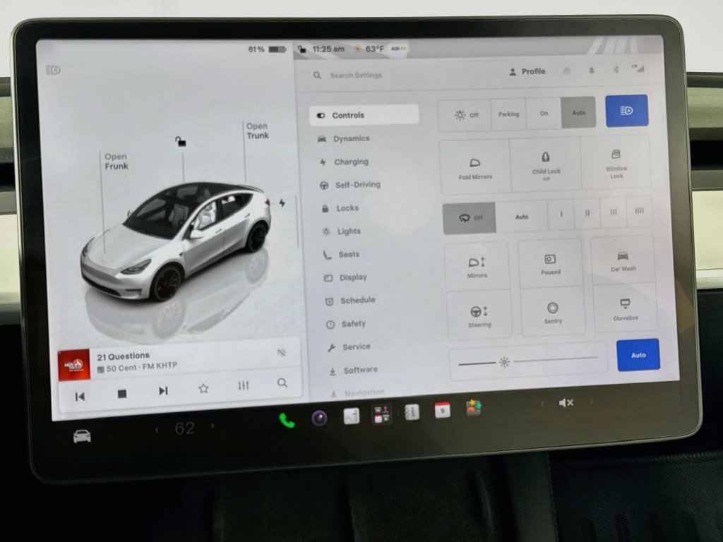 Used 2022 Tesla Model Y Performance AWD/4WD image 19