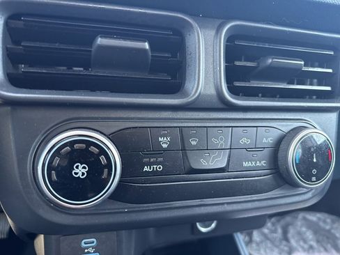 Used 2024 Ford Maverick XL image 18