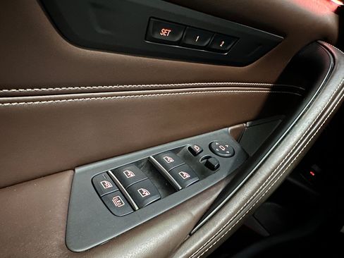 Used 2018 BMW M550i xDrive image 55