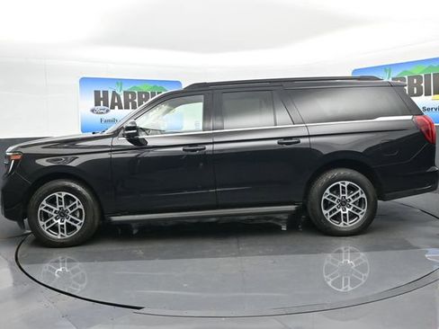 Used 2025 Ford Expedition Max Active image 2