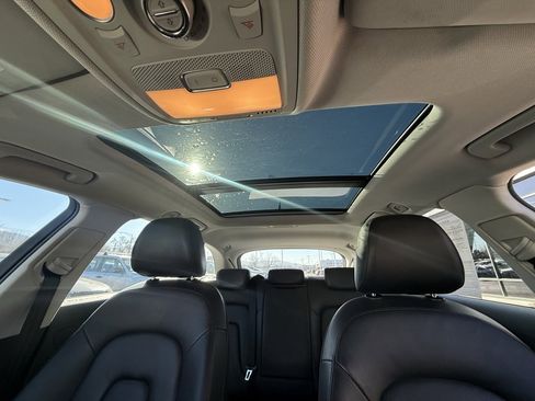 Used 2010 Audi A4 2.0T Premium image 21