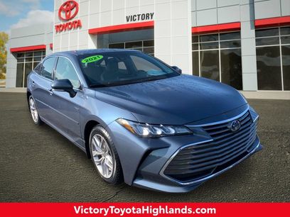 Used 2021 Toyota Avalon XLE w/ Moonroof Package