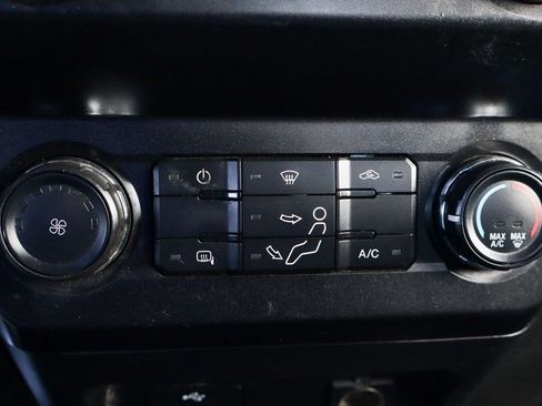 Used 2019 Ford F550 2WD Regular Cab Super Duty image 32