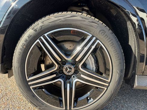 New 2026 Mercedes-Benz GLC 300 image 14