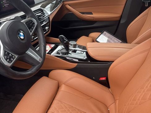 Used 2023 BMW 540i w/ M Sport Package RWD image 3