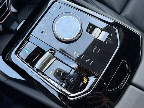 New 2026 BMW i5 eDrive40 image 28