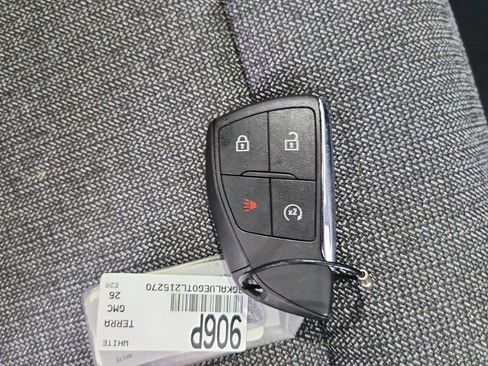 Used 2026 GMC Terrain Elevation AWD/4WD image 29