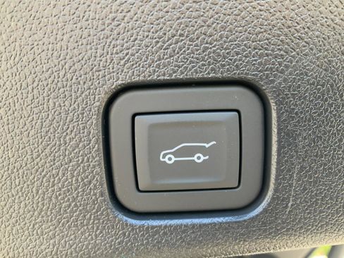 New 2026 Chevrolet Traverse RS AWD/4WD image 32