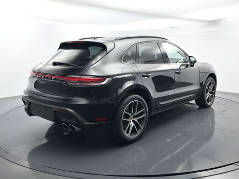Certified 2024 Porsche Macan AWD/4WD image 14