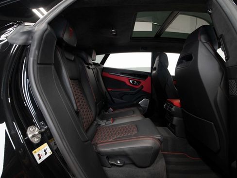 Used 2022 Lamborghini Urus image 59