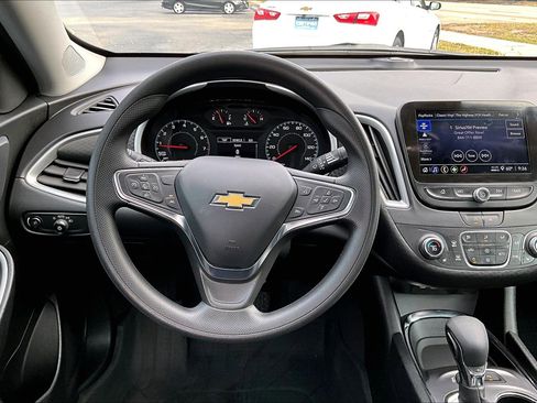 Used 2024 Chevrolet Malibu LT image 13