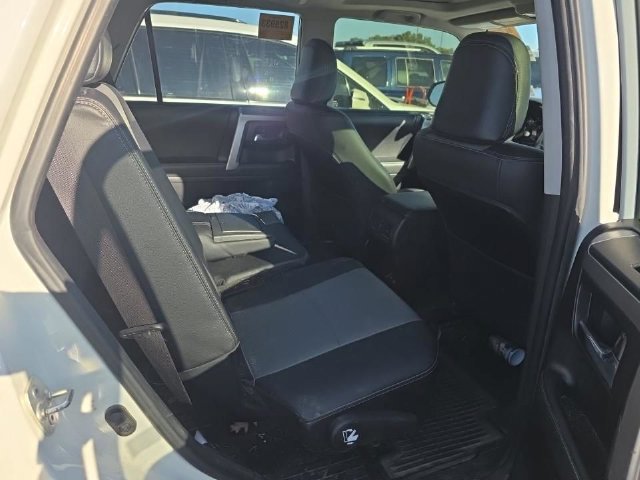 Used 2023 Toyota 4Runner SR5 Premium w/ Moonroof Package AWD/4WD image 15