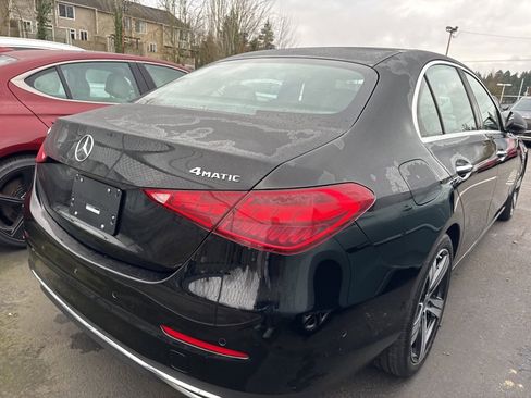 Used 2025 Mercedes-Benz C 300 4MATIC Sedan image 4