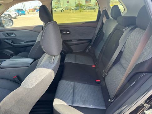 Used 2023 Nissan Rogue SV image 19