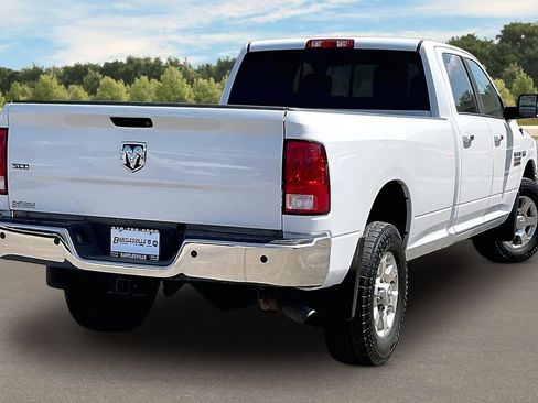 Used 2016 RAM 3500 SLT RWD image 9