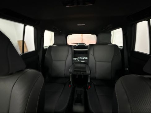 Used 2025 Lexus GX 550 GX 550 Premium+ Sport Utility w/ Accessory Package (2T) image 15