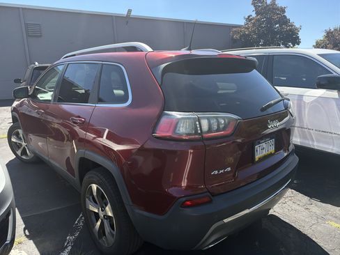 Used 2019 Jeep Cherokee Limited AWD/4WD image 4
