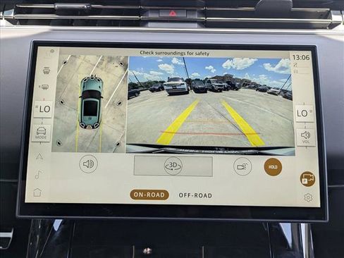 New 2025 Land Rover Range Rover Sport Dynamic SE image 14