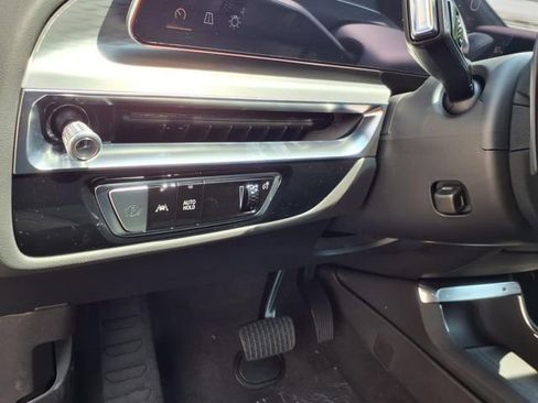 New 2025 Cadillac Lyriq Sport image 28