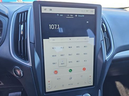 Used 2024 Ford Edge SEL AWD/4WD image 29