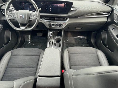 Used 2024 Buick Envista Preferred w/ Convenience I Package image 11