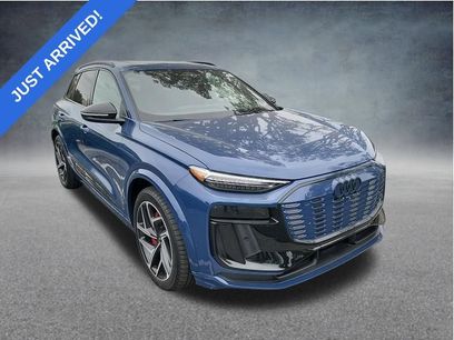 Used 2025 Audi SQ6 e-tron Prestige w/ 21" Black Optic Wheel Package