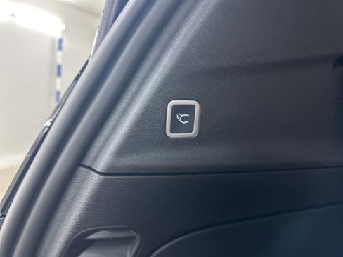 New 2026 Chrysler Pacifica Pinnacle AWD/4WD image 25