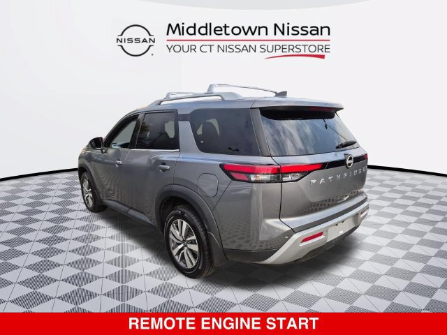 Used 2023 Nissan Pathfinder SL AWD/4WD image 5