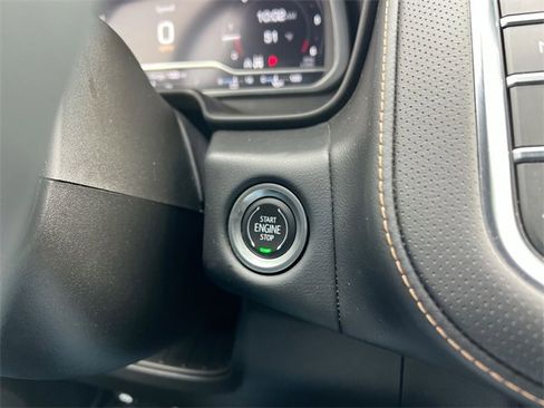 Used 2023 GMC Yukon AT4 w/ Technology Package image 17