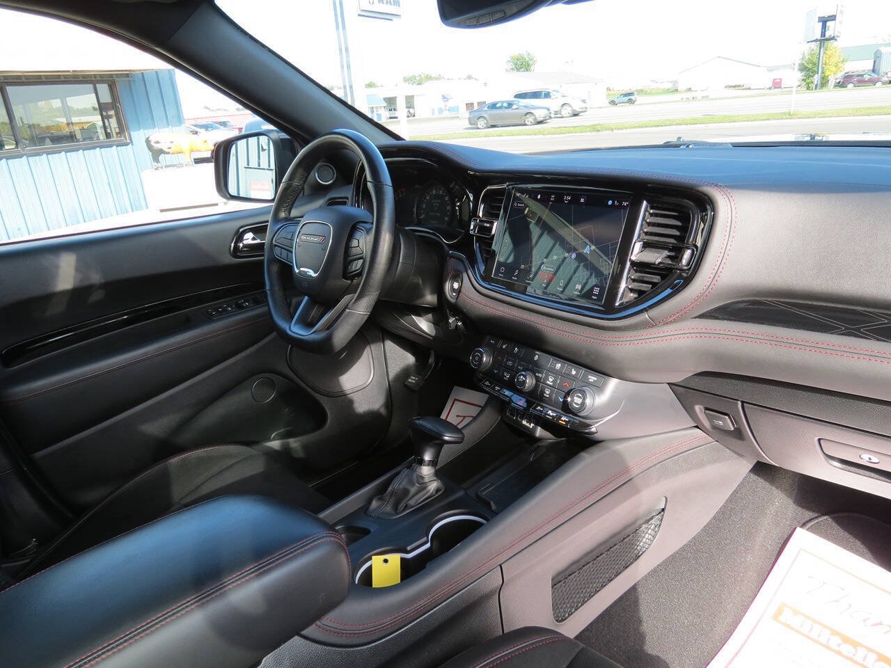 Used 2025 Dodge Durango GT AWD/4WD image 24