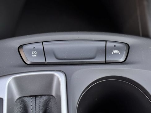 New 2026 Chevrolet Trax LS w/ LS Convenience Package FWD image 16