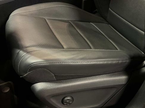 Used 2024 Mercedes-Benz GLE 350 4MATIC w/ 3rd Row Seat Package image 13