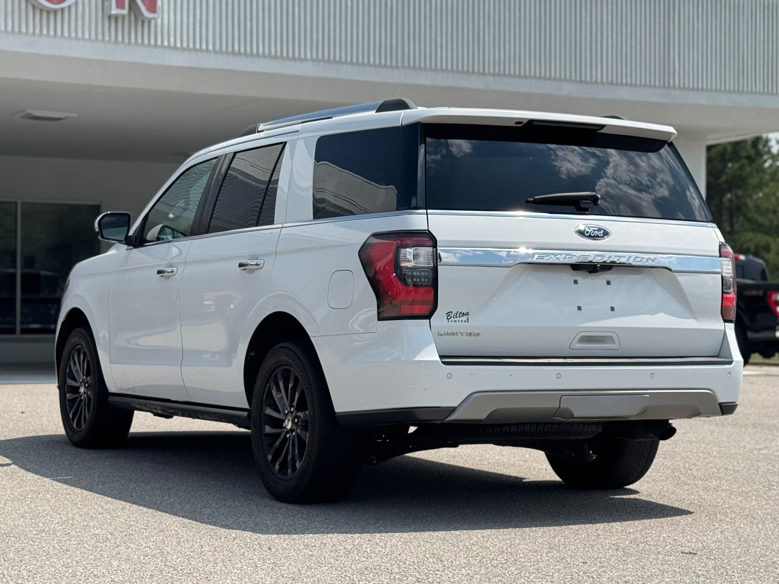 Used 2020 Ford Expedition Limited RWD image 27